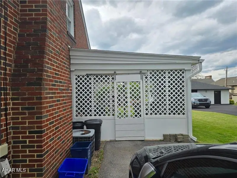 503 Garber Street, Hollidaysburg, PA 16648 - #3
