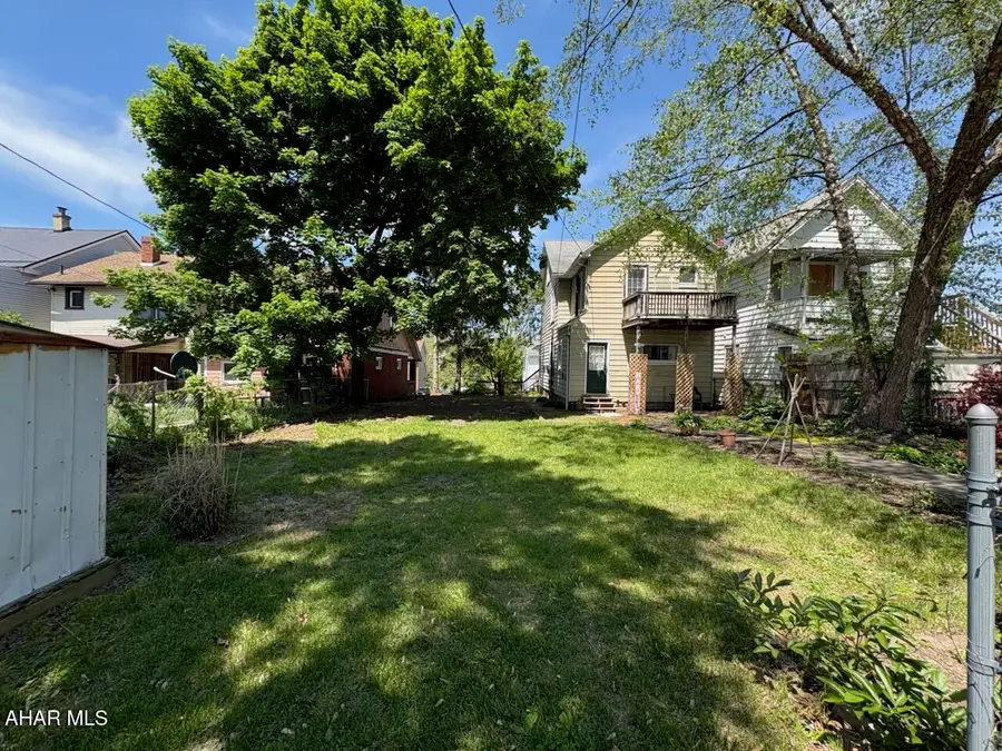305 22nd Avenue, Altoona, PA 16601 - #3