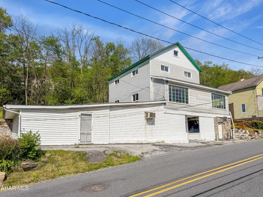 1122 Deveaux Street, Elmora, PA 15737 - #2