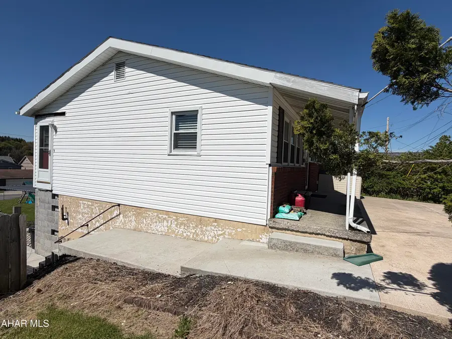 312 Grant Street, Gallitzin, PA 16641 - #2