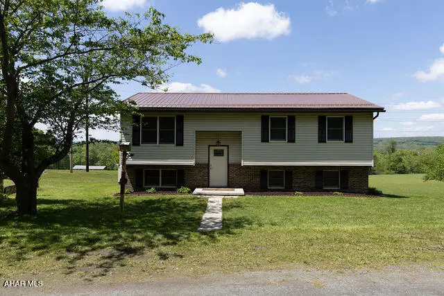 148 Pointer Street, Mineral Point, PA 15942 - #1