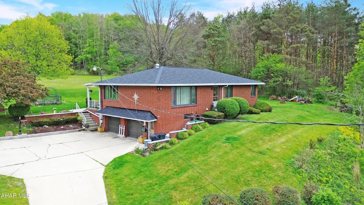 3015 Graham Avenue, Windber, PA 15963 - #1