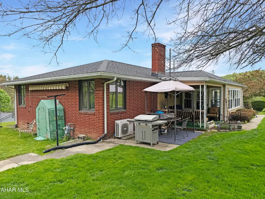 3015 Graham Avenue, Windber, PA 15963 - #3