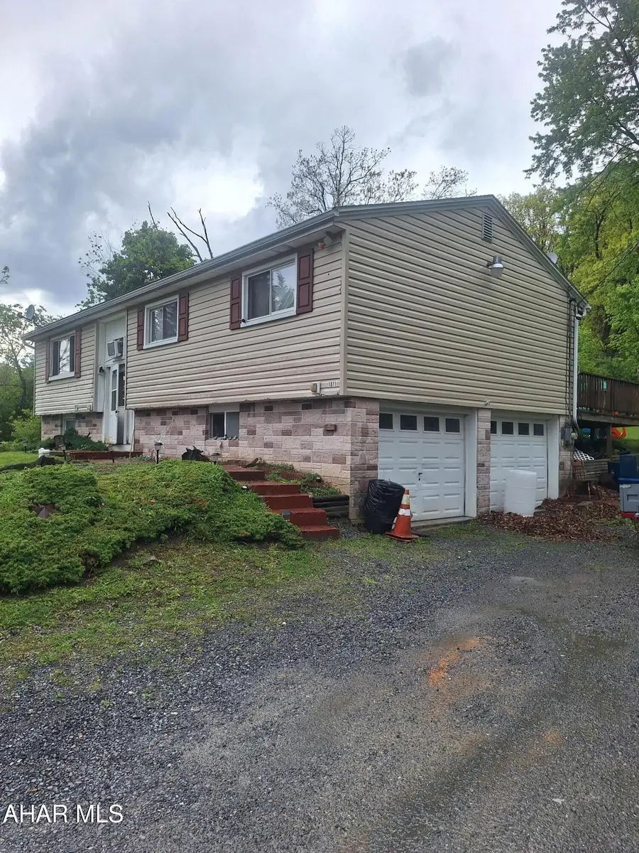 1071 Frankstown Road, Hollidaysburg, PA 16648 - #2