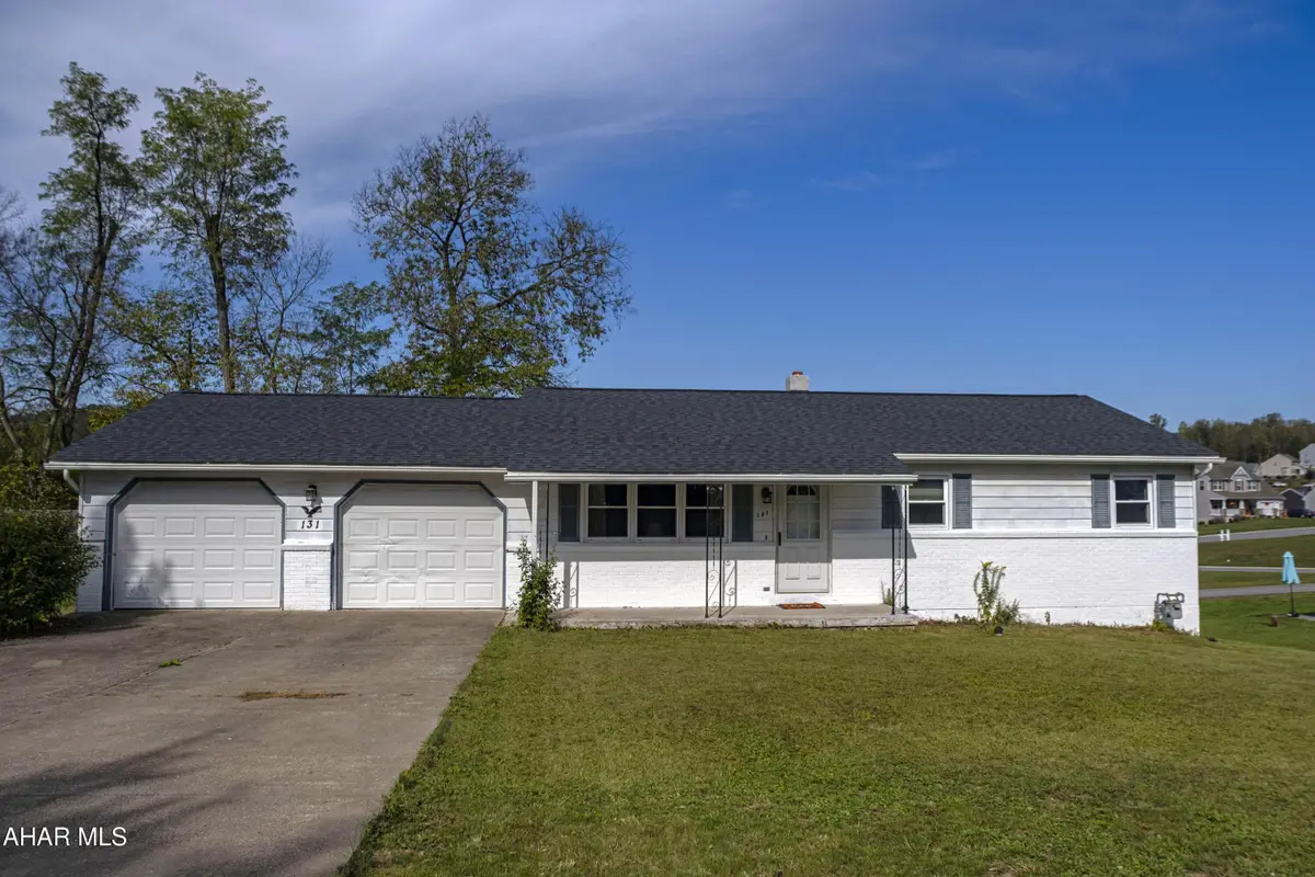 131 Aggie Street, Hollidaysburg, PA 16648 - #1