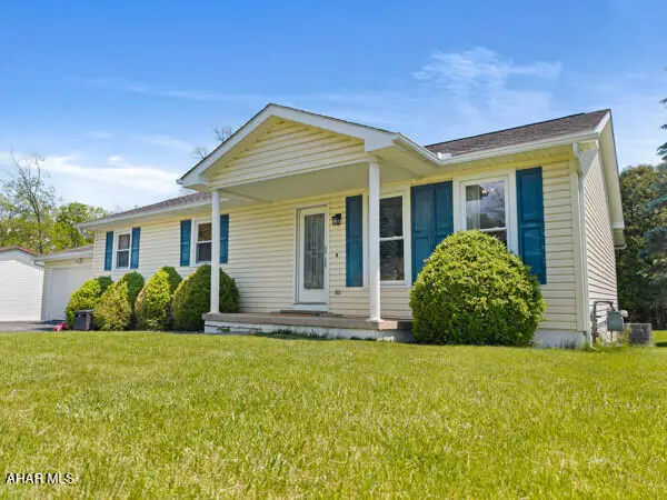 1647 Saint Francis Lane, Altoona, PA 16602 - #3