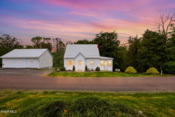2039 Bethel Hollow Road, New Paris, PA 15554