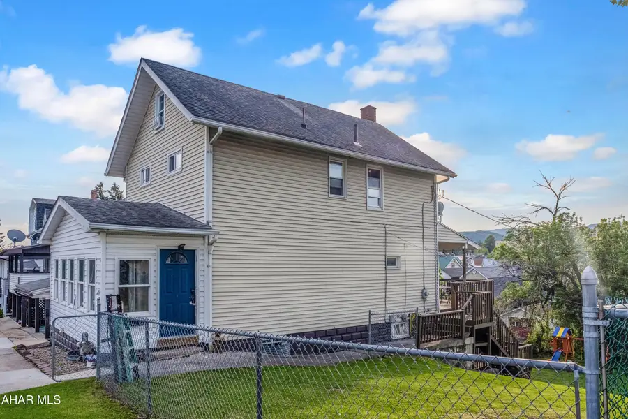 2510 3rd Avenue, Altoona, PA 16602 - #2