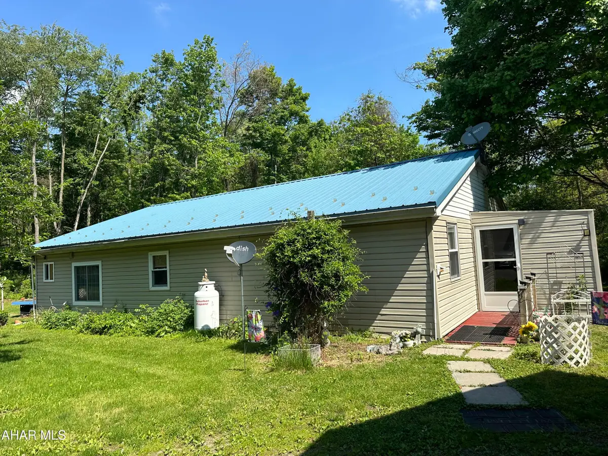 381 Pine Drive, Williamsburg, PA 16693 - #1