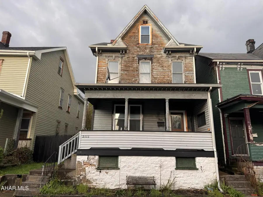 2111 5th Avenue, Altoona, PA 16602 - #2