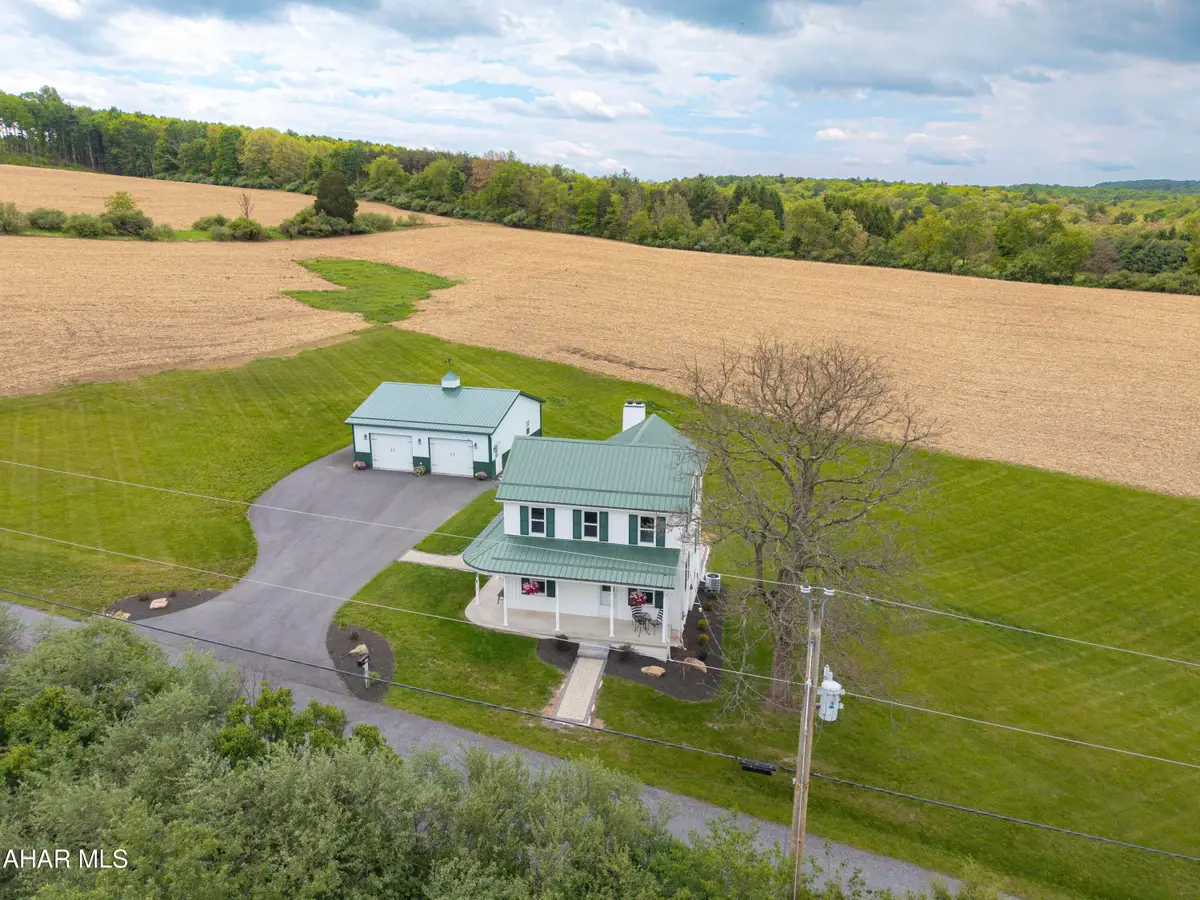 339 Big Run Road, Breezewood, PA 15533 - #1