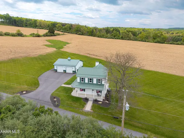 339 Big Run Road, Breezewood, PA 15533