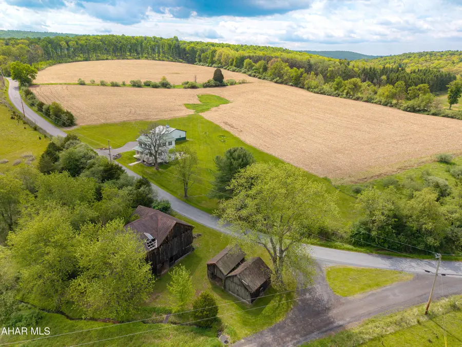 339 Big Run Road, Breezewood, PA 15533 - #2