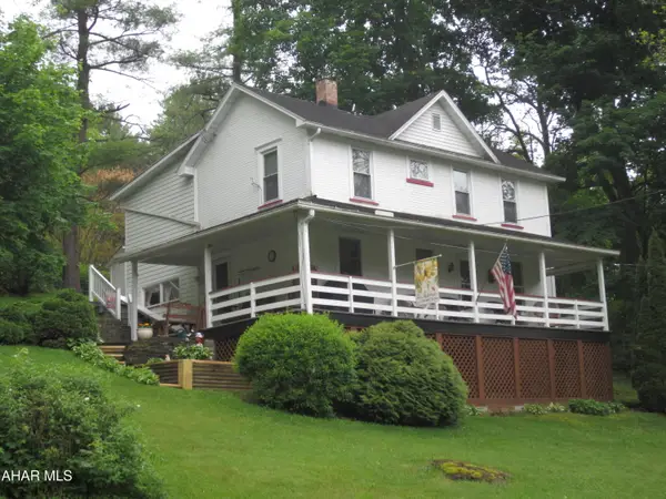 722 Irvin Lane, Williamsburg, PA 16693