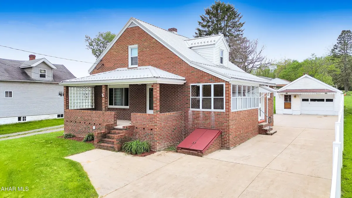 222 Route 403 Highway, Strongstown, PA 15957 - #1