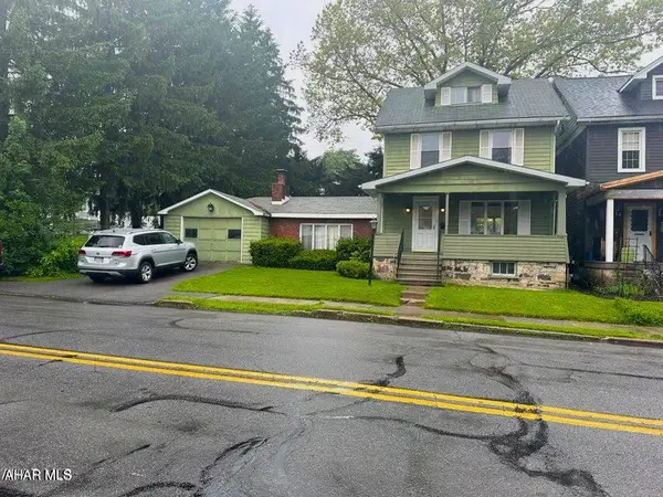 212 E 25th Avenue, Altoona, PA 16601