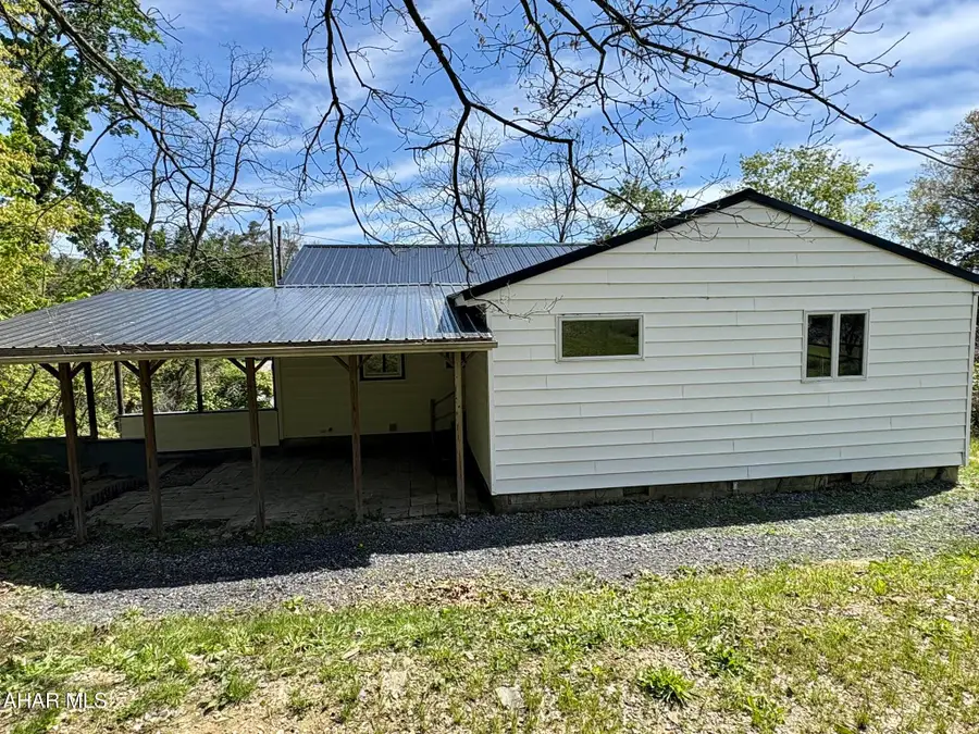 2914 Woodward Avenue, Lock Haven, PA 17745 - #3