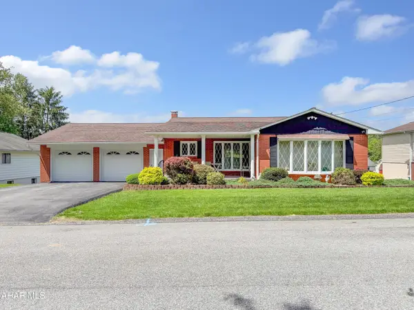 325 Woodland Street, Ebensburg, PA 15931