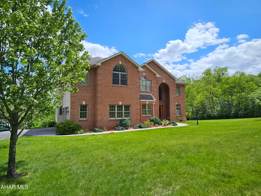 105 Paddock Circle, Duncansville, PA 16635 - #3