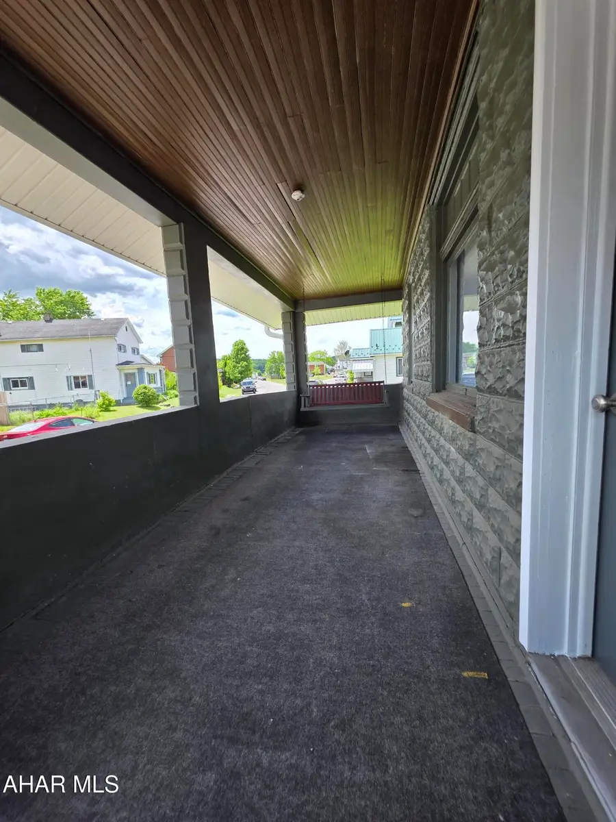 2700 Pine Avenue, Altoona, PA 16601 - #2