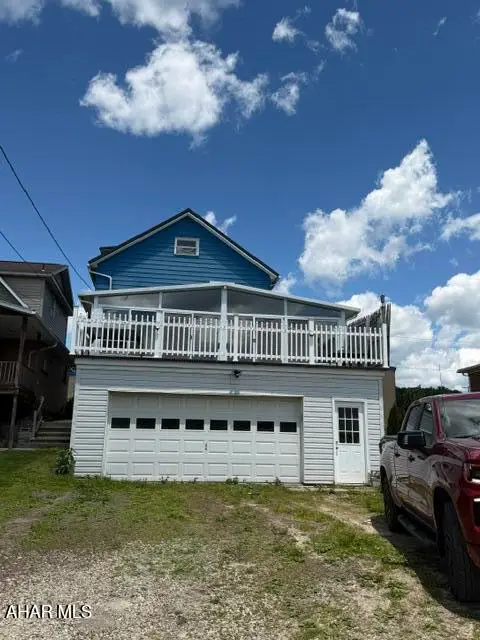 2404 Graham Avenue, Windber, PA 15963 - #3