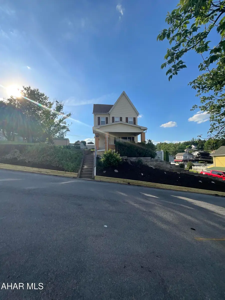 1610 23rd Avenue, Altoona, PA 16601 - #2