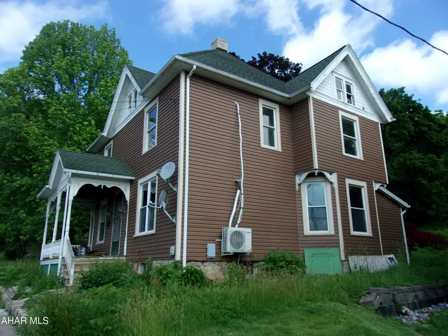 25 W 1st Street #1, Everett, PA 15537 - #3