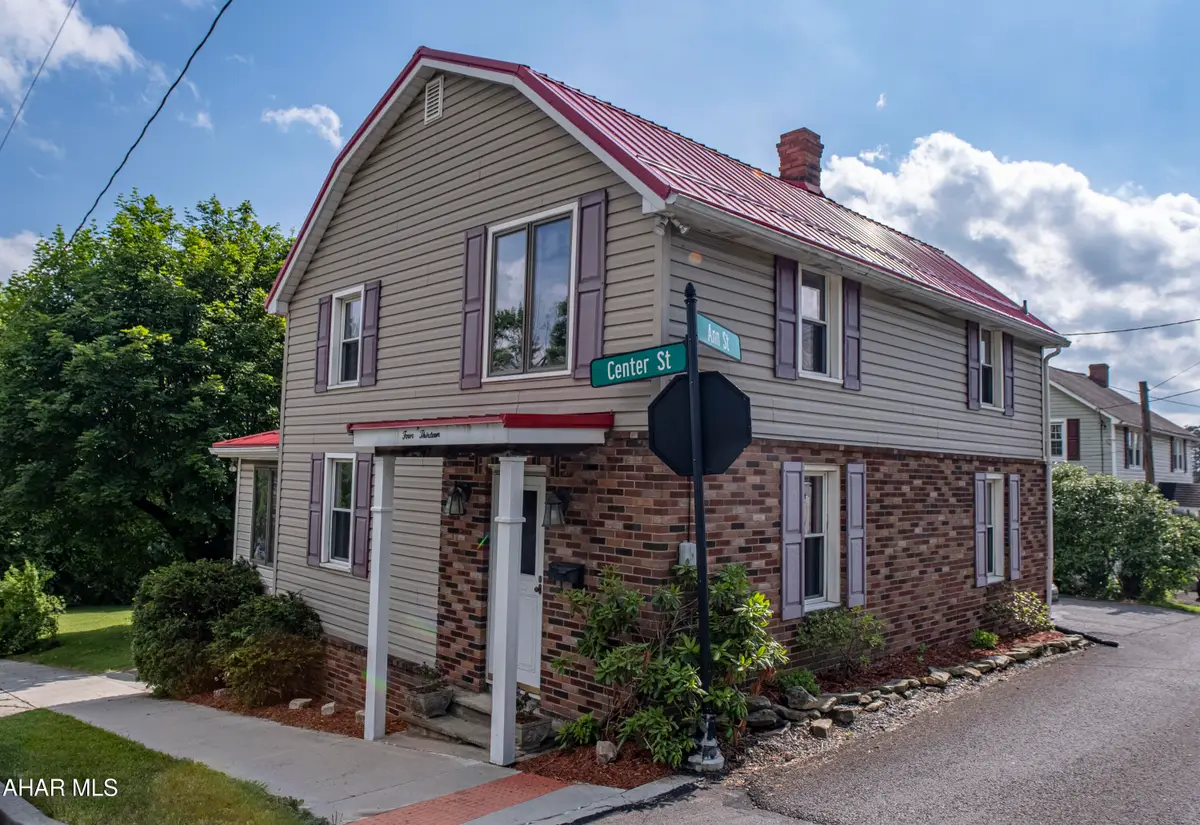 413 S Center Street, Ebensburg, PA 15931 - #1