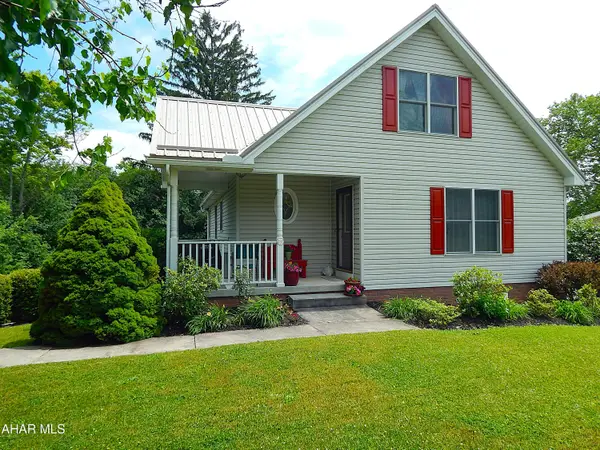 492 Overlook Drive, Hollidaysburg, PA 16648