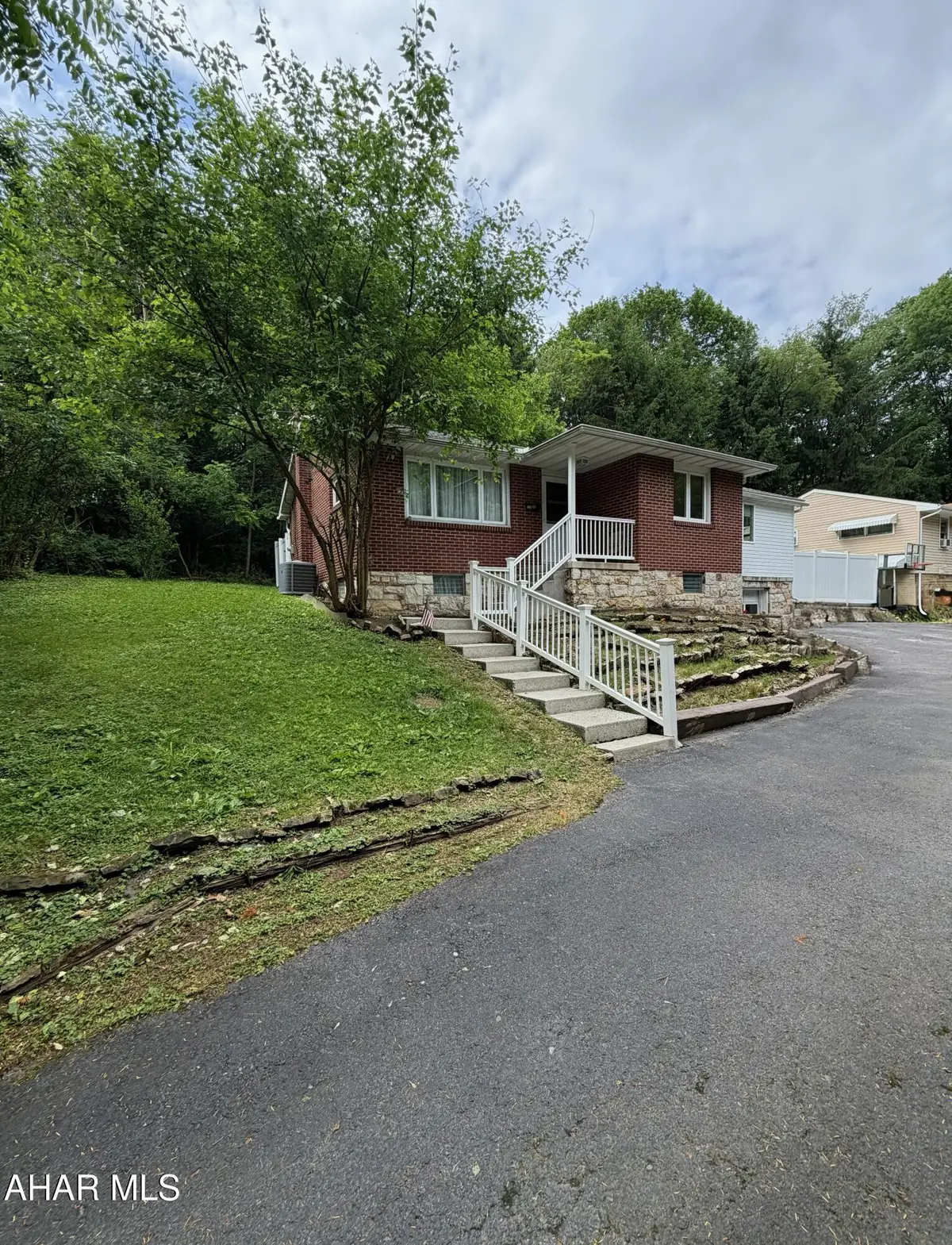 226 Logan Avenue, Altoona, PA 16602 - #1
