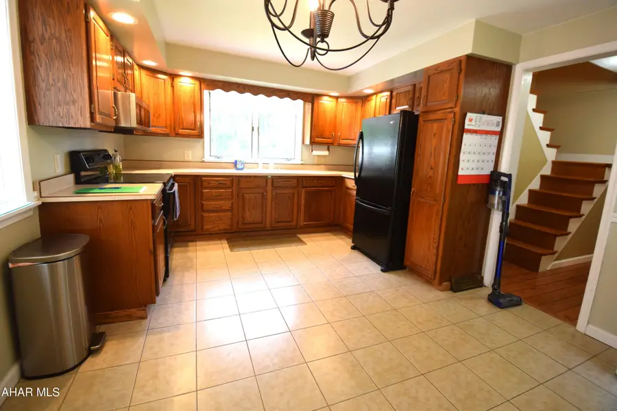 2357 Kettle Road, Altoona, PA 16601 - #3