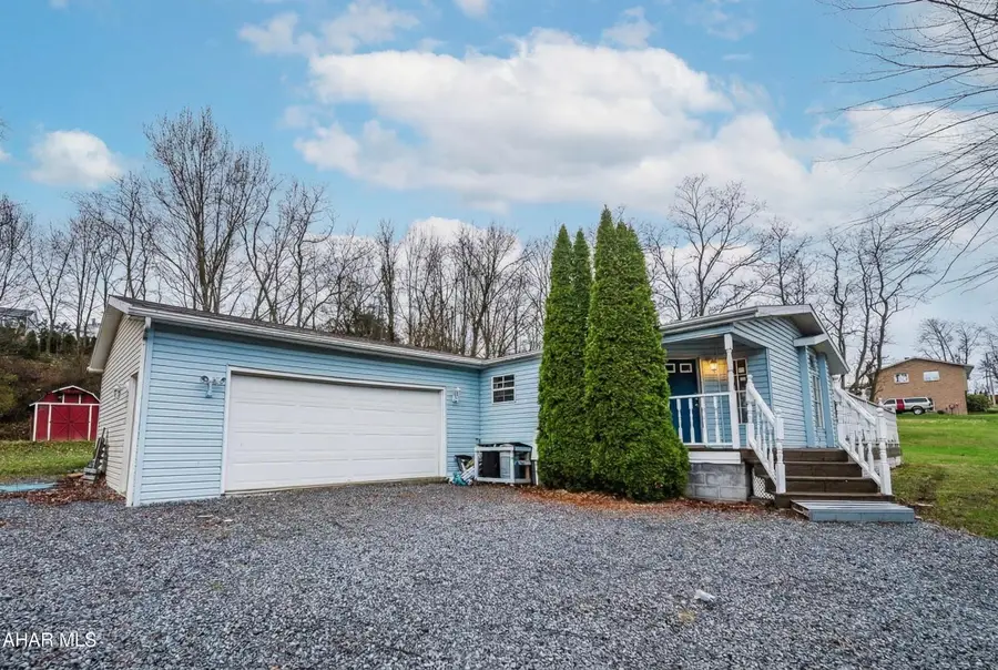414 Pasture Lane, Johnstown, PA 15909 - #2