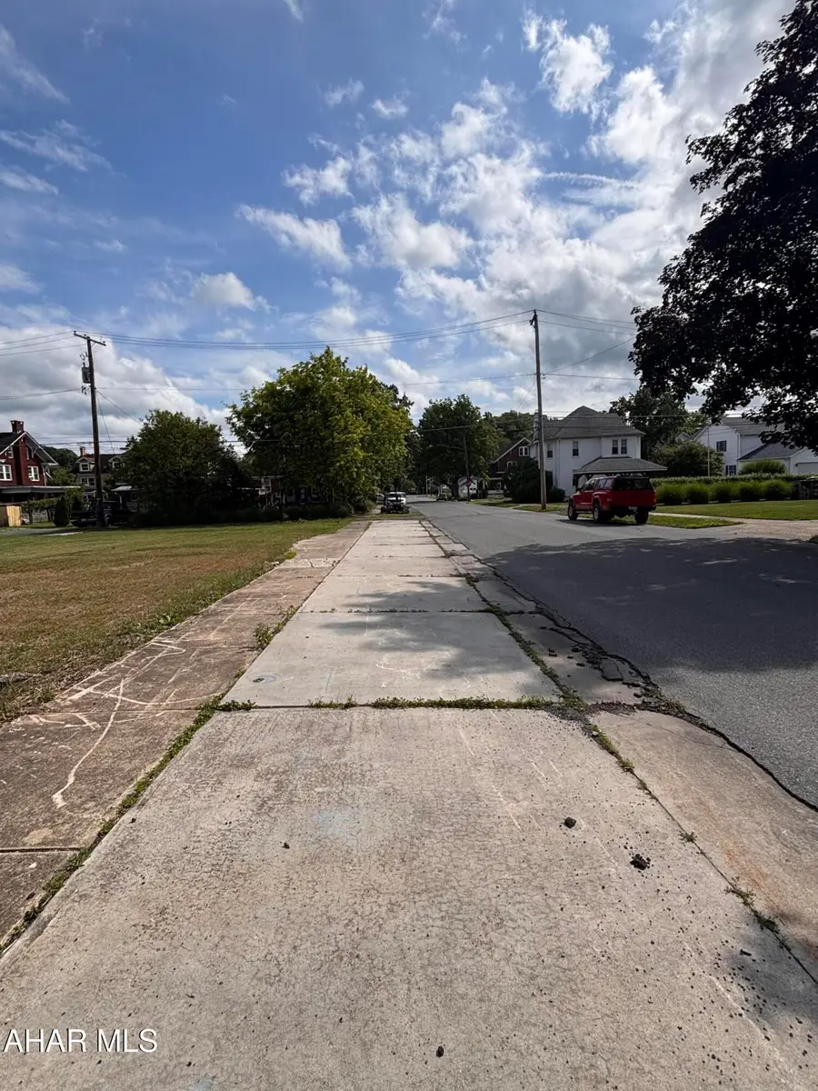 526 Martin Street, Bellwood, PA 16617 - #3