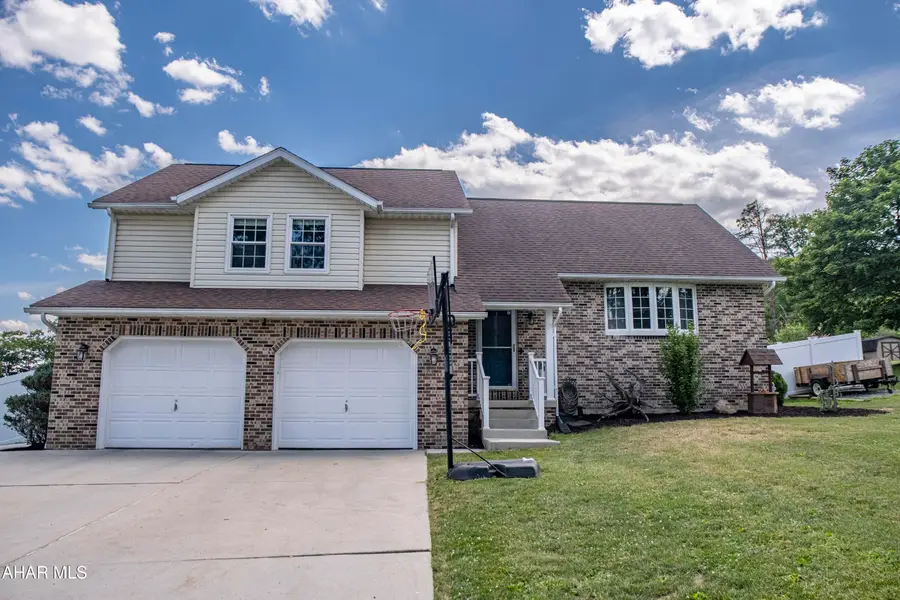 359 Reiling Lane, Altoona, PA 16601 - #2