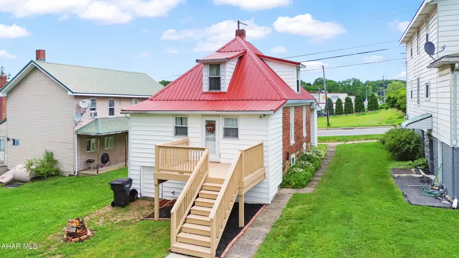 182 N Main Street, Carrolltown, PA 15722 - #3