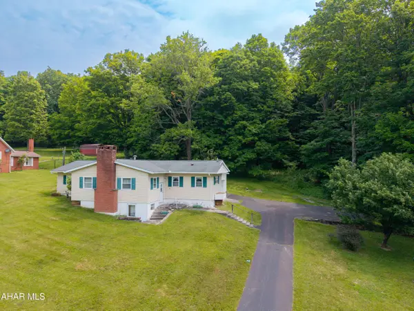 6508 Cumberland Highway, Meyersdale, PA 15552