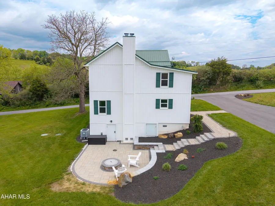 339 Big Run Road, Breezewood, PA 15533 - #3