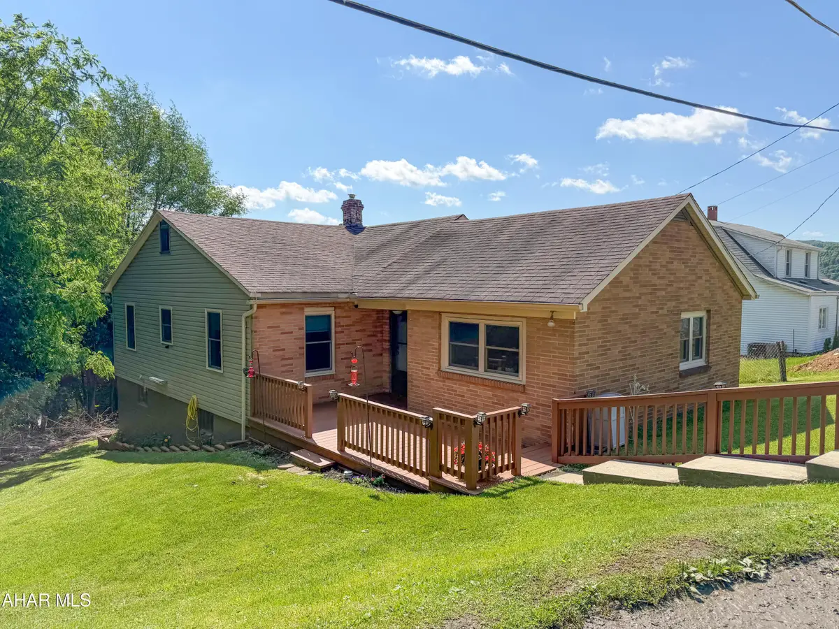 316 Ivy Street, Parkhill, PA 15945 - #1
