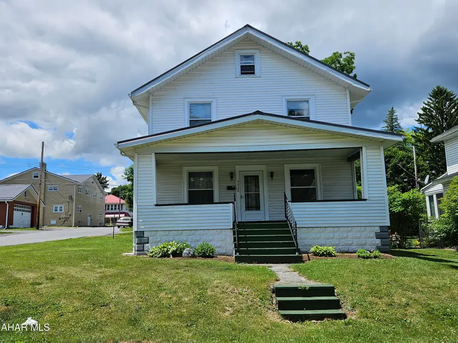 602 E Grant Avenue, Altoona, PA 16602 - #2