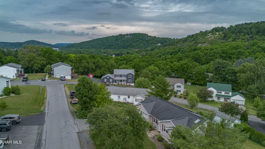 623 Orchard Drive, Duncansville, PA 16635 - #3