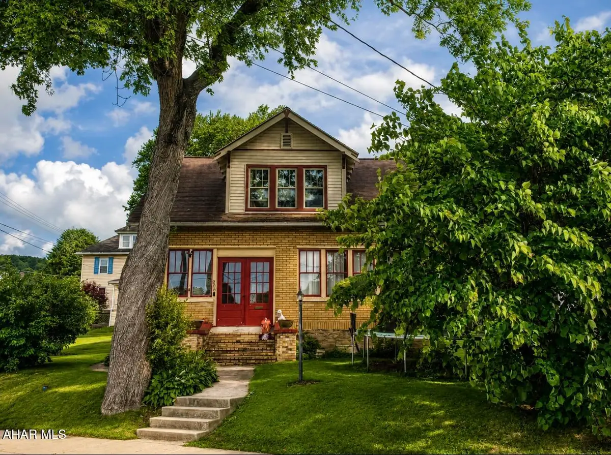 206 W Front Street, Clearfield, PA 16830 - #1