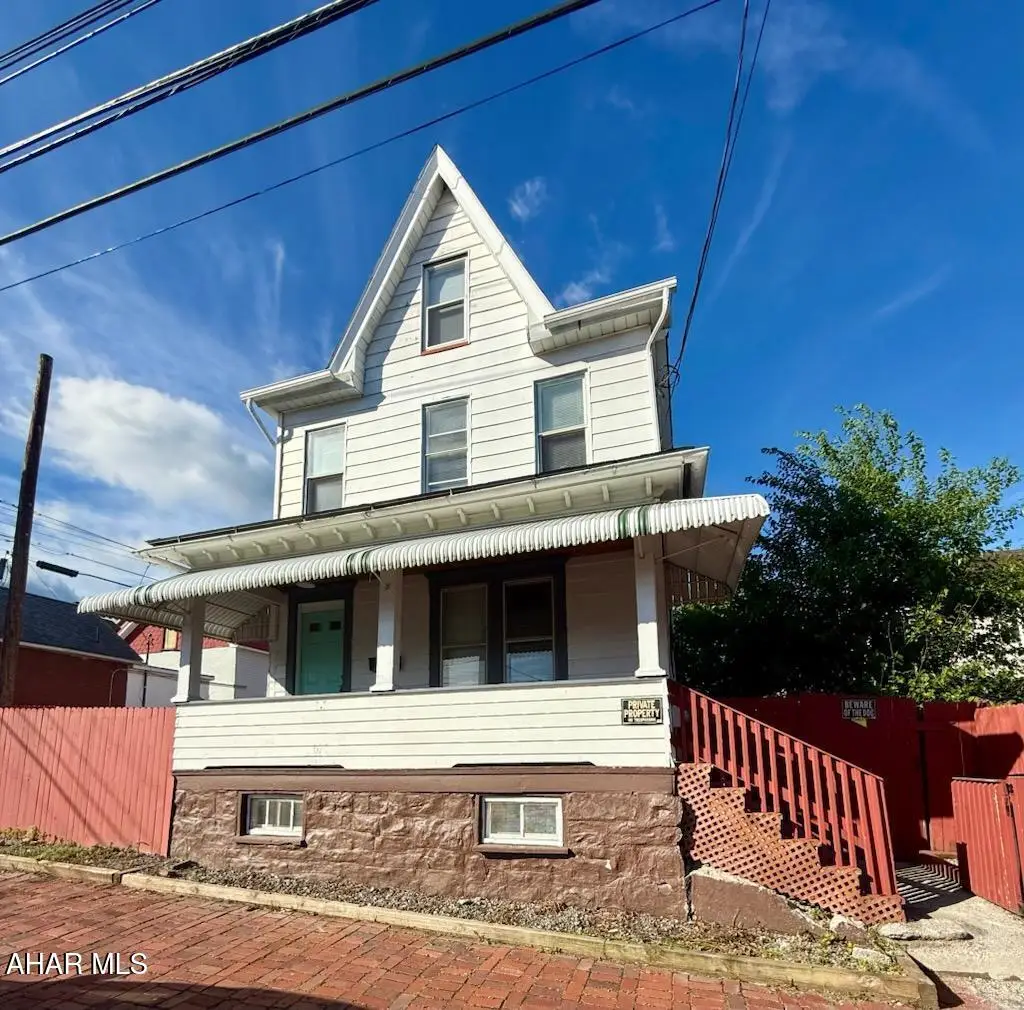 113 1st Street, Altoona, PA 16602 - #1