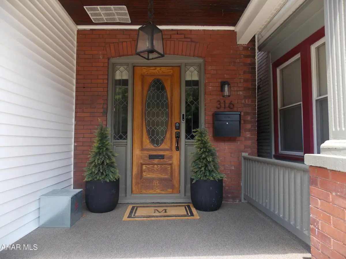 316 22nd Avenue, Altoona, PA 16601 - #1