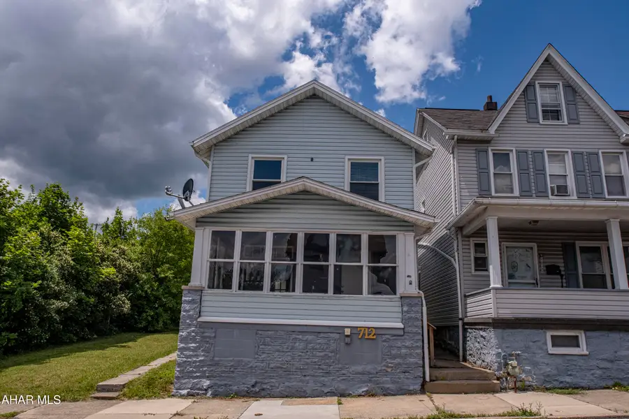 712 Bell Avenue, Altoona, PA 16602 - #3