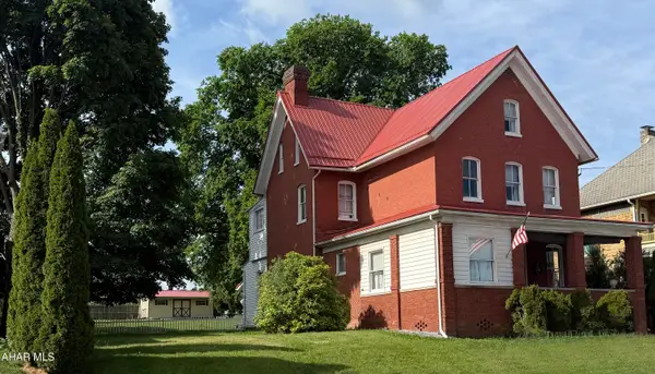 314 E Penn Street, Bedford, PA 15522