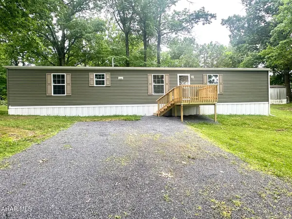 203 Tulane Lane, Altoona, PA 16602