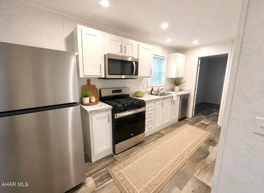 203 Tulane Lane, Altoona, PA 16602 - #3