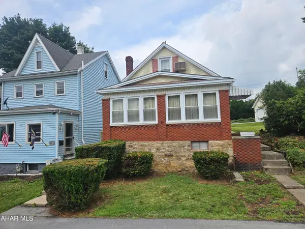 410 Grant Avenue, Altoona, PA 16602