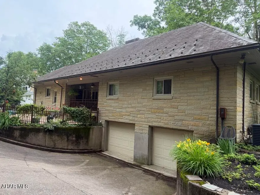 3410 Baker Boulevard, Altoona, PA 16602 - #2