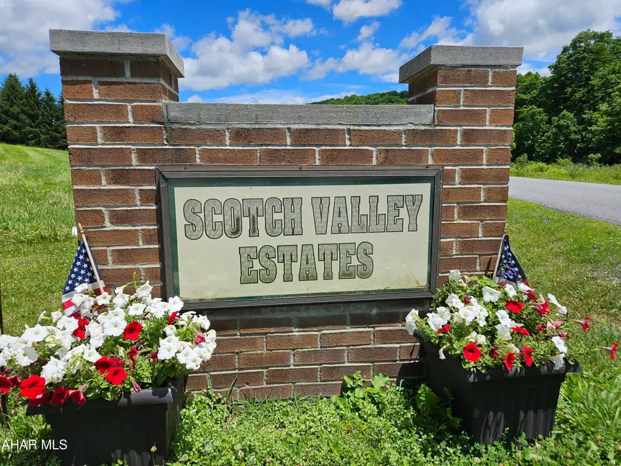 108 Susan Avenue, Hollidaysburg, PA 16648 - #3